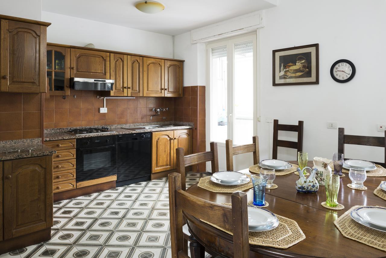 Casa Adriana Βίλα Λίντο ντι Καμαϊόρε Εξωτερικό φωτογραφία